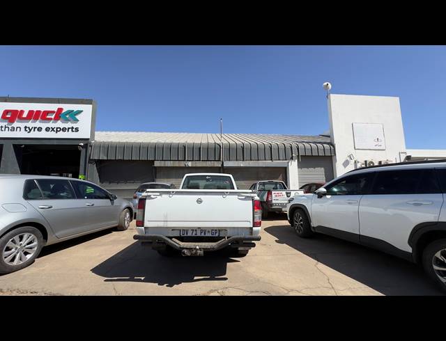 250M² WAREHOUSE TO LET IN ISANDO